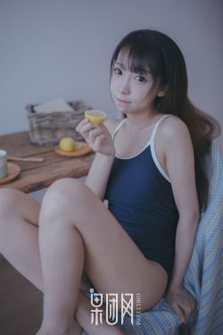 japanese佳佳丝袜足调教